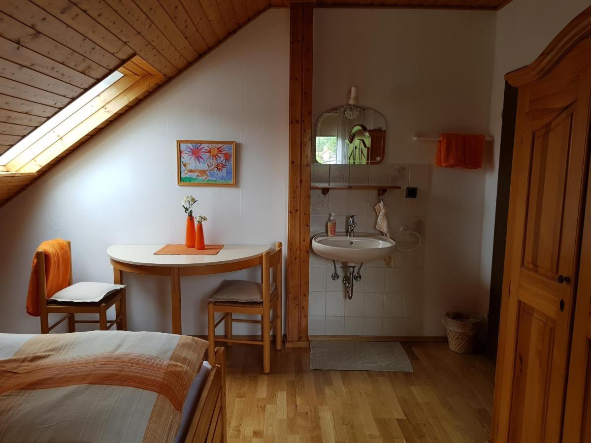 Gästezimmer Aschenbrenner Bad Rodach Exterior foto