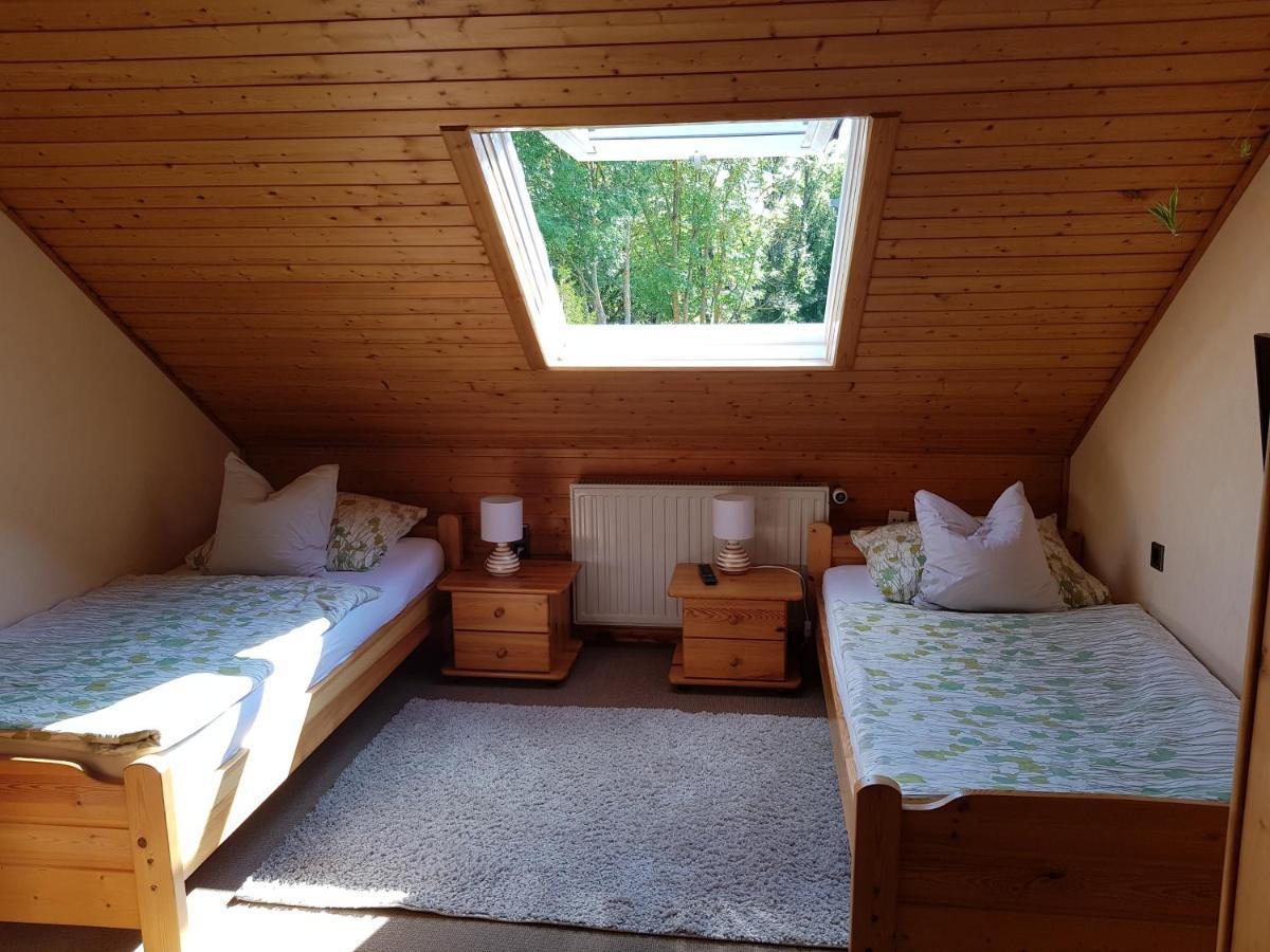 Gästezimmer Aschenbrenner Bad Rodach Exterior foto